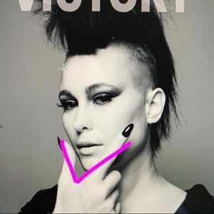 Meet your Posher, Simone